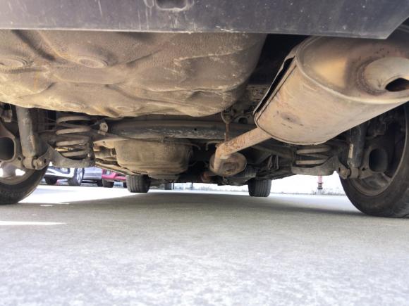 [深圳·粤B] 二手比亚迪比亚迪M62013款 2.4L 自动尊贵型