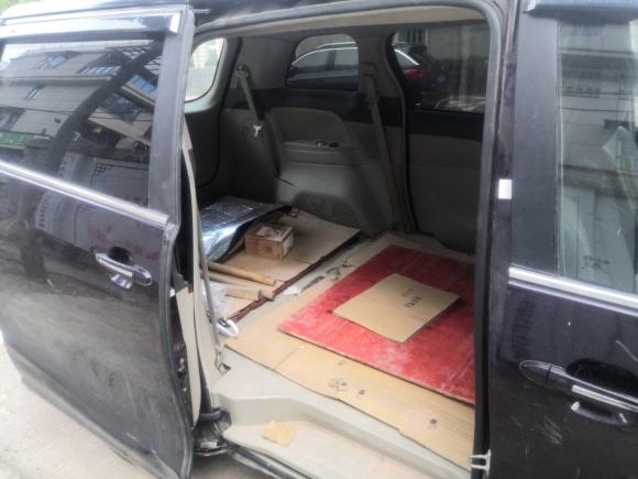 [义乌·浙G] 二手比亚迪比亚迪M62013款 2.4L 手动豪华型