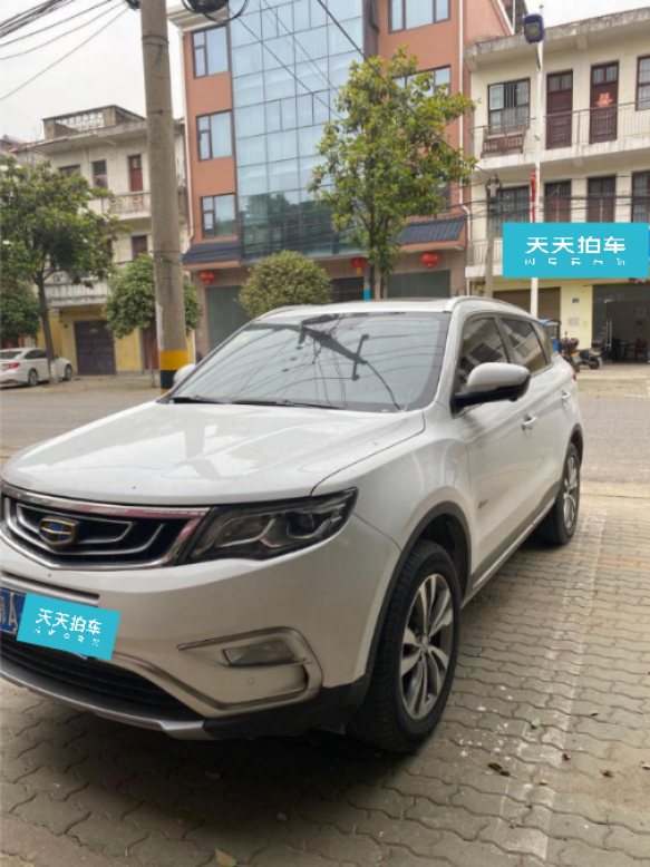 38万的吉利汽车博越现在还值几万?车主:知道真相的我眼泪掉下来!