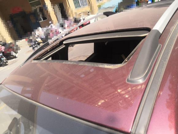 [合肥·皖A] 二手东风风行景逸X52013款 1.6L 手动尊享型 国IV