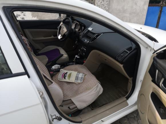 [南通·苏F] 二手奔腾全新奔腾B502013款 1.6L 自动豪华型