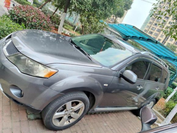 [南昌·赣C] 二手三菱欧蓝德2008款 3.0精英版