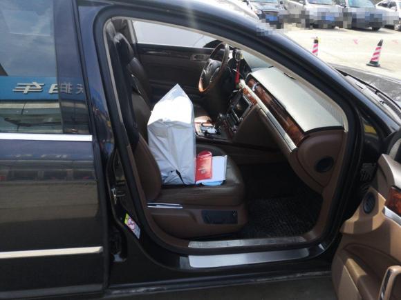 [合肥·皖A] 二手大众辉腾2011款 3.6L V6 5座加长舒适版