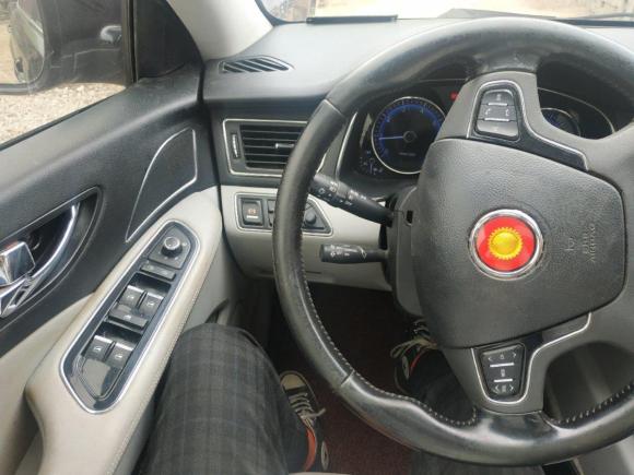 [杭州·浙A] 二手红旗红旗H72013款 2.0T 豪华型