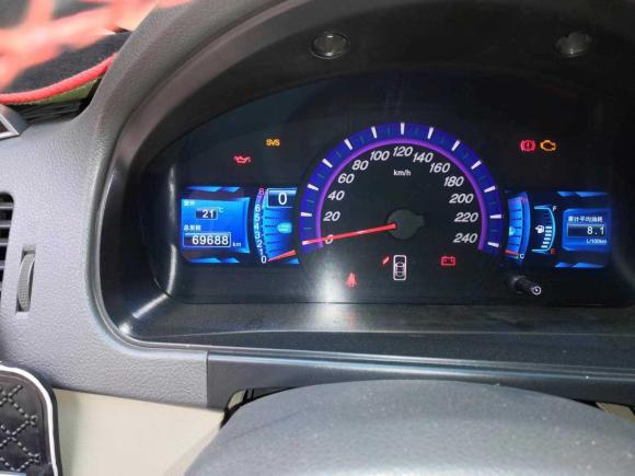 [西安·陕A] 二手比亚迪比亚迪M62013款 2.4L 手动豪华型