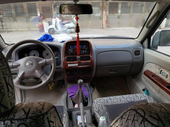 [无锡·苏B] 二手日产帕拉丁2004款 2.4L 两驱黑内饰型