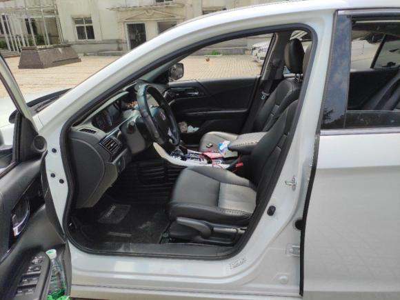 [武汉·鄂A] 二手本田雅阁2016款 2.0L 舒适版