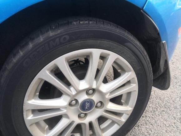 [无锡·苏B] 二手福特嘉年华2013款 两厢 1.5L 自动时尚型