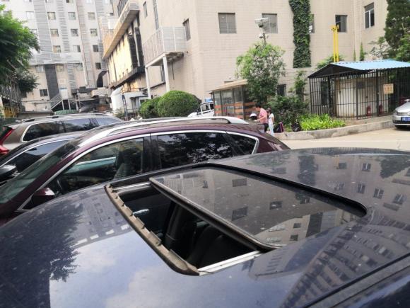 [北京·京K] 二手克莱斯勒克莱斯勒300C2004款 2.7 V6