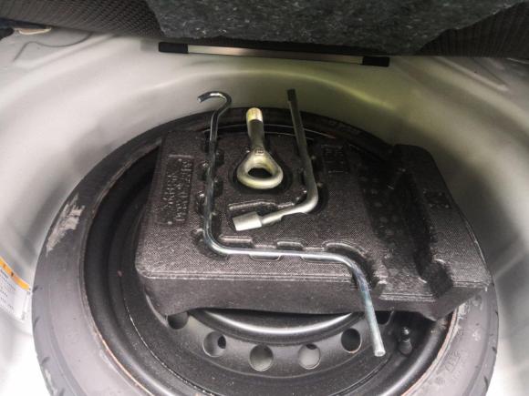 [无锡·苏B] 二手丰田卡罗拉2017款 改款双擎 1.8L E-CVT精英版