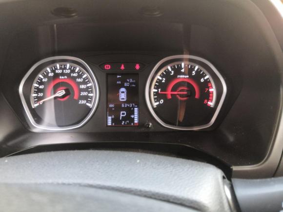 [武汉·鄂A] 二手东南东南DX32016款 1.5T CVT旗舰型