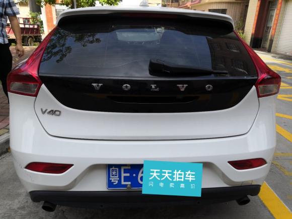 [佛山·粤E] 二手沃尔沃沃尔沃V402015款 1.6T 智雅版