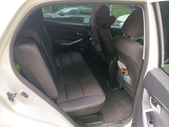 [上海·沪L] 二手双龙柯兰多2015款 2.0L 两驱自动致享版