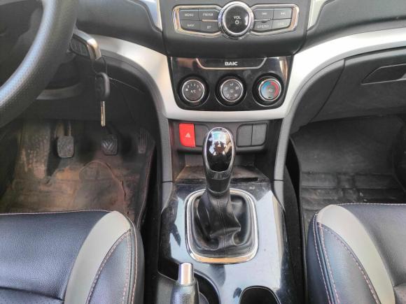 [成都·川A] 二手北汽幻速北汽幻速H32015款 1.5L 手动豪华型