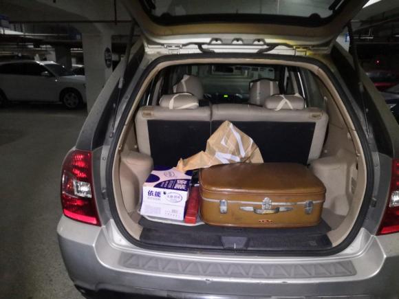 [南京·苏A] 二手起亚狮跑2009款 2.0L 手动两驱版GL