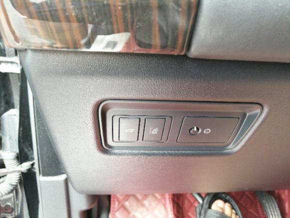 [义乌·浙G] 二手路虎揽胜2017款 3.0 SC V6 Vogue 加长版