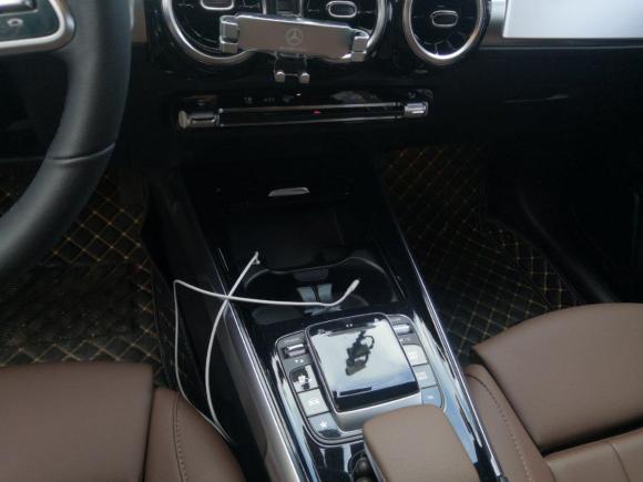 [深圳·粤B] 二手奔驰奔驰GLB2021款 GLB 180 时尚型