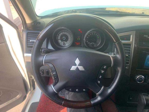 [义乌·赣E] 二手三菱帕杰罗2018年产3.8L三门5座平行进口