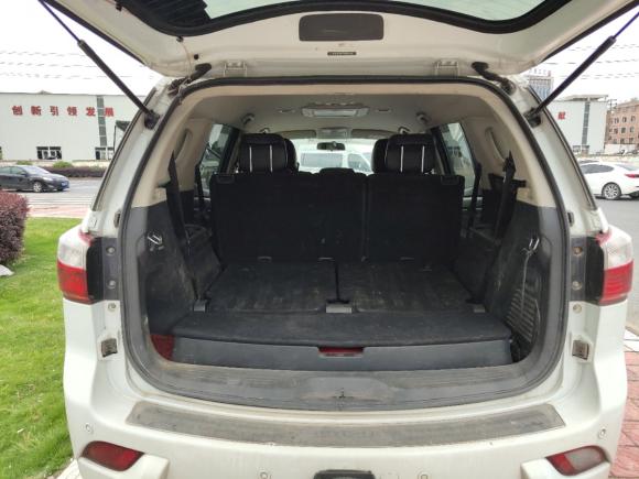 [义乌·浙G] 二手五十铃五十铃mu-X2015款 2.5T 四驱自动尊享型 7座