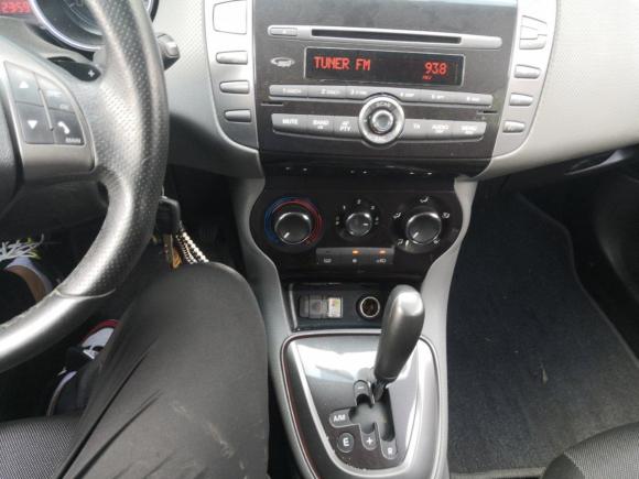 [上海·沪C] 二手菲亚特博悦2011款 1.4T AMT舒适版