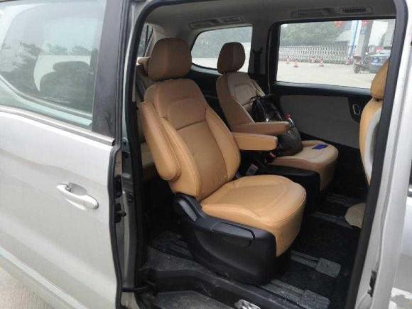 [成都·川A] 二手华颂华颂72017年出厂 2.0T自动