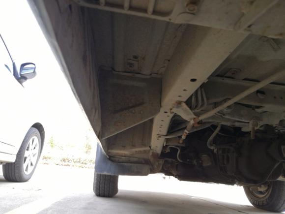 [青岛·鲁B] 二手福田福田风景2014款 2.5T快运标准型短轴版高顶4J25TC