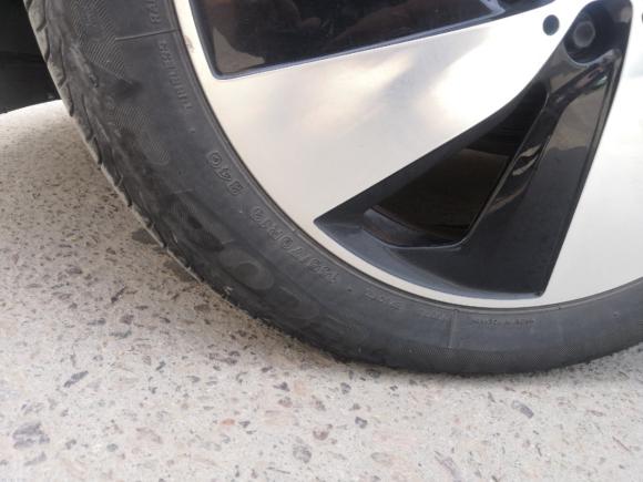 [青岛·鲁B] 二手宝马宝马i32015款 时尚型