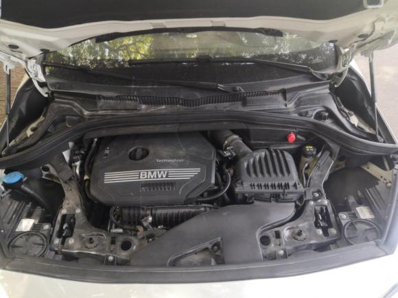 [无锡·苏B] 二手宝马宝马2系多功能旅行车2018款 220i 领先型