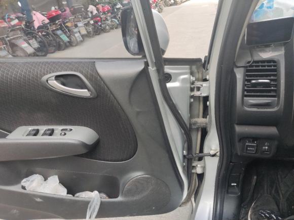 [上海·鄂D] 二手理念理念S12013款 1.5L 手动运动版