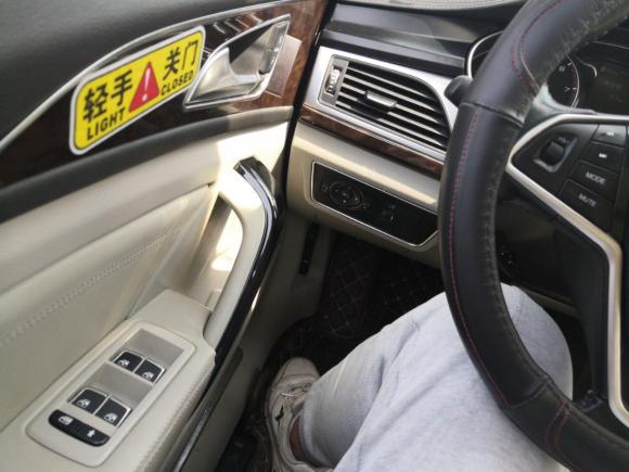 [金华·鄂S] 二手众泰众泰Z7002016款 1.8T DCT尊贵型