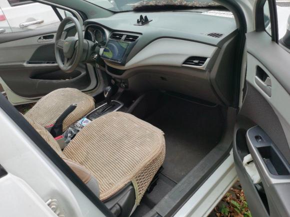 [深圳·粤L] 二手雪佛兰乐风RV2016款 1.5L 自动畅行版