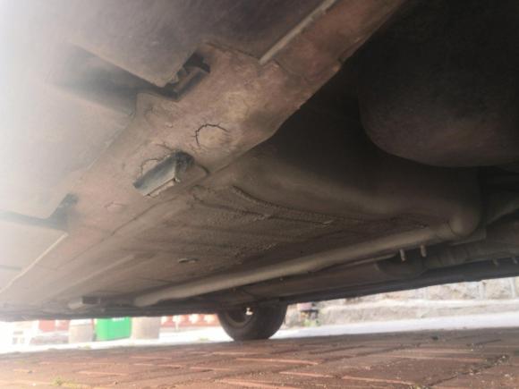 [青岛·鲁B] 二手日产颐达2008款 1.6L 手动时尚型