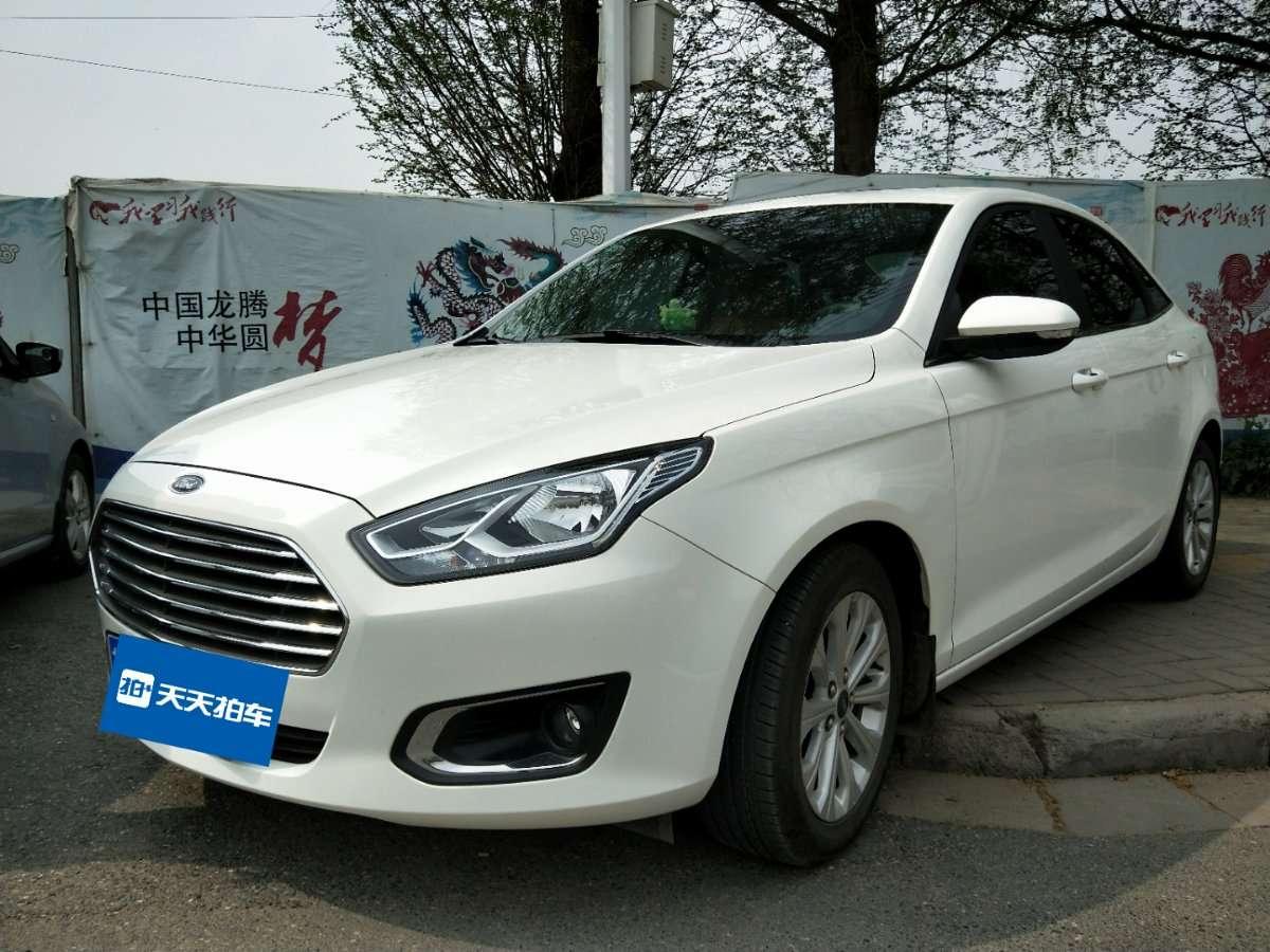 二手车评估师福特福睿斯12万公里能卖多钱