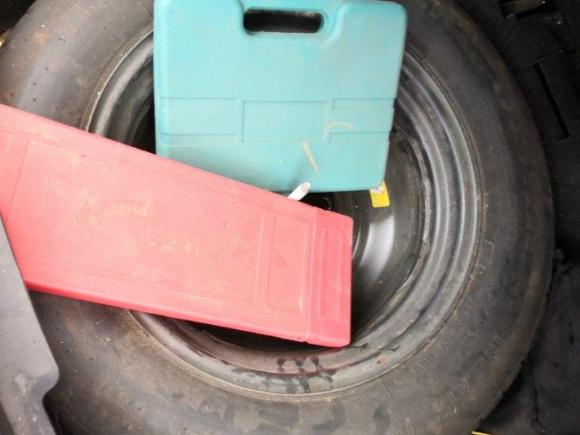 [湖州·浙E] 二手Jeep指南者2013款 2.0L 两驱运动版