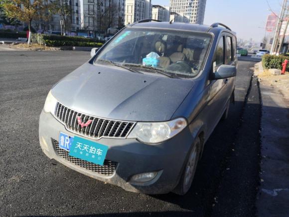 五菱汽车五菱宏光2010款 1.4L豪华型「青岛二手车」「天天拍车」