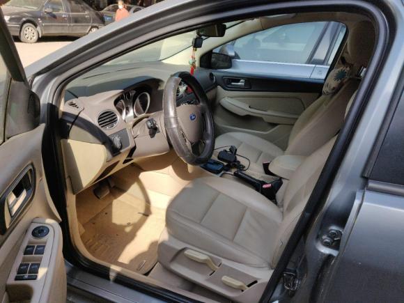 [武汉·鄂A] 二手福特福克斯2011款 三厢 1.8L 自动时尚型