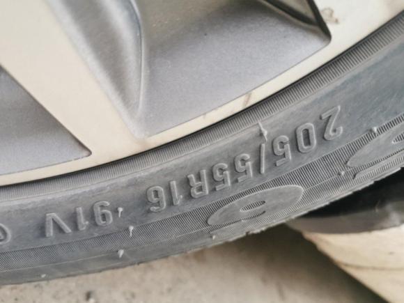 [武汉·鄂A] 二手长安逸动XT2016款 1.6L 手动俊酷型