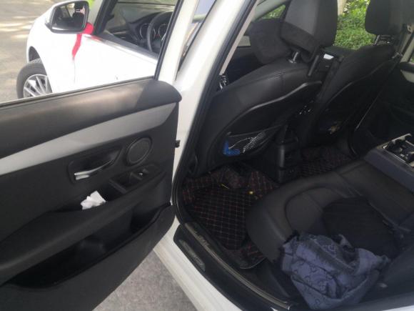 [无锡·苏B] 二手宝马宝马2系多功能旅行车2018款 220i 领先型