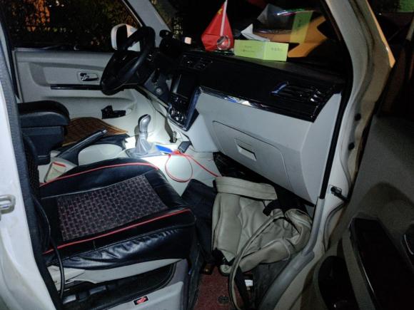 [深圳·粤B] 二手金杯海狮S2018款 1.5L商务版厢货DLCG14