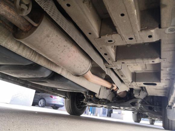 [常州·苏D] 二手福特全顺2017款 2.0T柴油多功能商用车中轴中顶国V