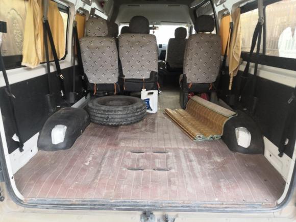 [西安·陕A] 二手福田风景G92016款 2.4L商运版长轴4G69