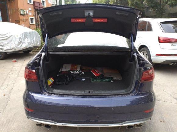 [武汉·鄂A] 二手奥迪奥迪S32017款 改款 S3 2.0T Limousine