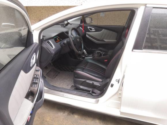 [深圳·粤L] 二手纳智捷纳52015款 1.8T 自动智慧型