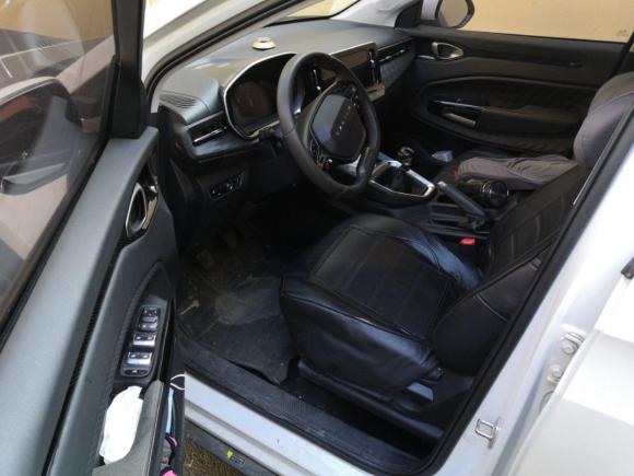 [常州·苏N] 二手宝骏宝骏RM-52019款 1.5T 手动24小时在线精英型 6座