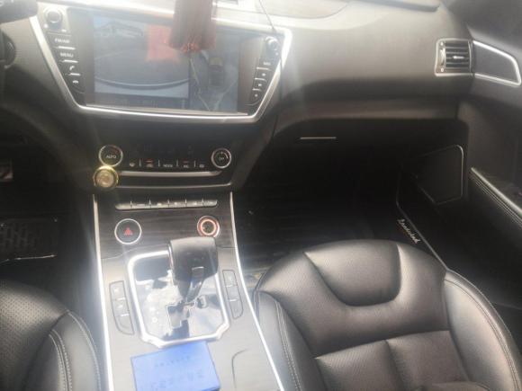 [深圳·粤C] 二手陆风陆风X72015款 2.0T 全景尊贵版