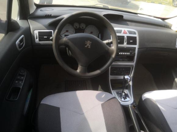 [常州·苏D] 二手标致标致3072010款 两厢 1.6L 自动舒适版