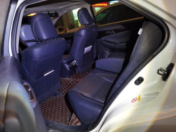 [无锡·苏B] 二手丰田皇冠2015款 2.0T 时尚版