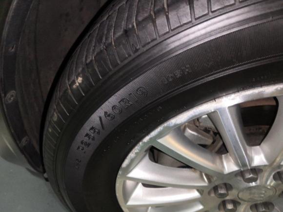 [成都·川A] 二手别克昂科雷2010款 3.6L 精英版