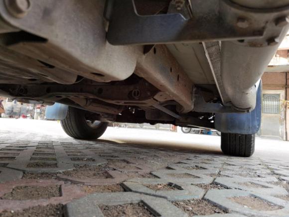 [无锡·苏B] 二手日产帕拉丁2004款 2.4L 两驱黑内饰型