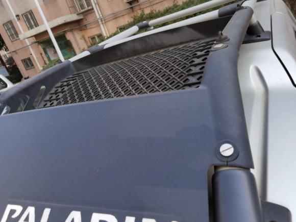 [无锡·苏B] 二手日产帕拉丁2004款 2.4L 两驱黑内饰型